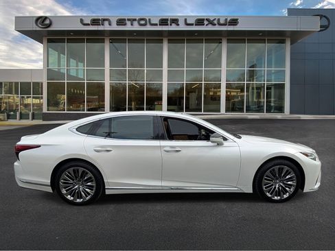 Used 2022 Lexus LS 500 AWD w/ Luxury Package image 2