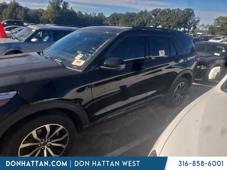 Used 2020 Ford Explorer ST w/ Premium Technology Package AWD/4WD image 4
