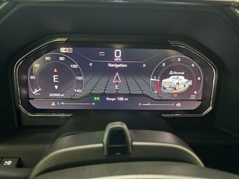 Used 2025 GMC Sierra 1500 Denali Ultimate image 9