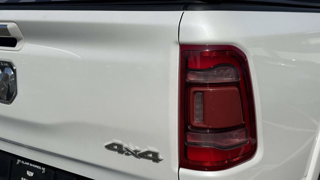 Used 2019 RAM 1500 Laramie AWD/4WD image 36