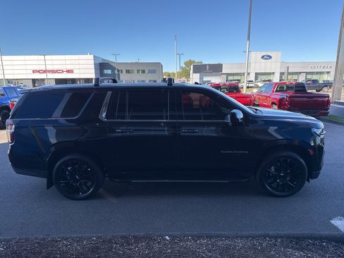 Used 2023 Chevrolet Suburban LS image 5