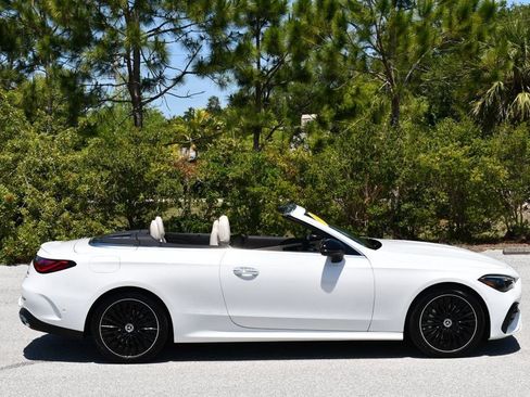 Used 2026 Mercedes-Benz CLE 450 4MATIC Cabriolet image 42