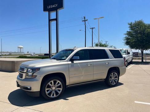 Used 2015 Chevrolet Tahoe LTZ RWD image 1