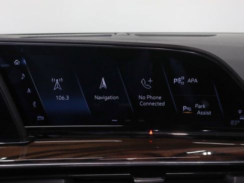 Used 2022 Cadillac Escalade Sport Platinum w/ LPO, ONYX Package AWD/4WD image 34