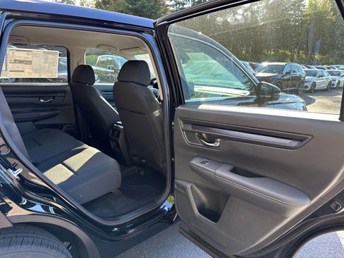 Certified 2025 Honda CR-V LX image 13