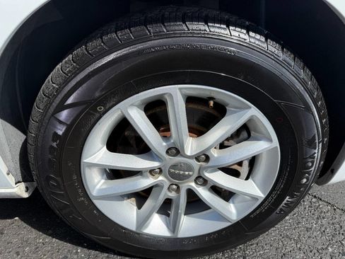 Used 2015 Dodge Grand Caravan SXT w/ Security Group image 12