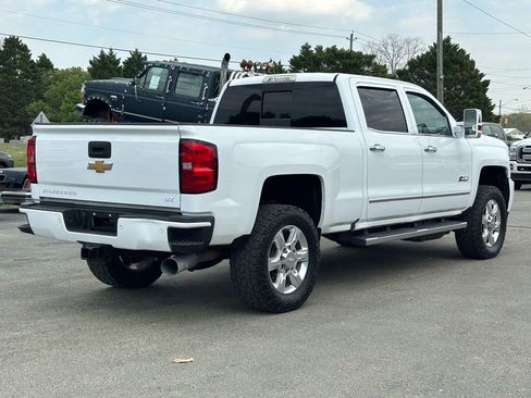 Used 2019 Chevrolet Silverado 2500 LTZ w/ Duramax Plus Package image 4