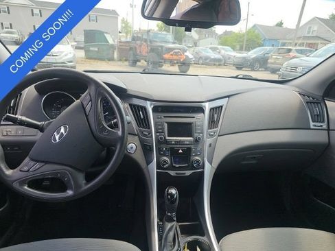 Used 2015 Hyundai Sonata Hybrid FWD image 10