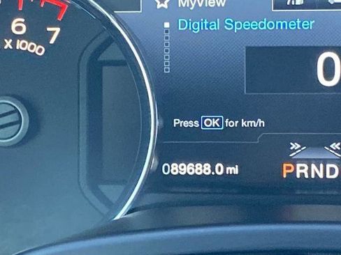 Used 2018 Ford F150 Lariat w/ Equipment Group 502A Luxury image 8