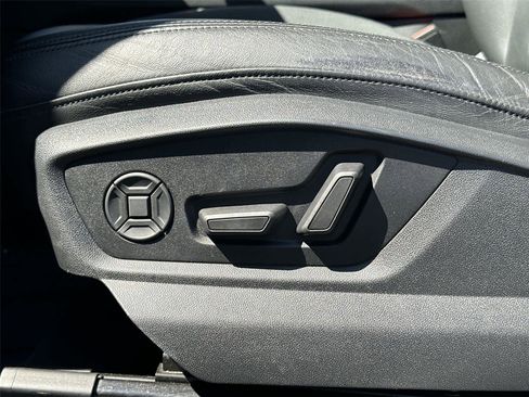 Used 2021 Audi Q7 2.0T Premium Plus w/ Premium Plus Package image 23