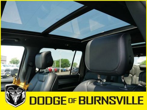 Used 2024 Jeep Wagoneer Series II w/ Convenience Group I AWD/4WD image 21