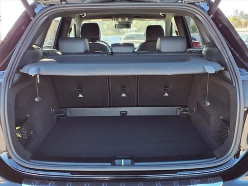 Used 2025 Mercedes-Benz GLA 250 4MATIC image 23