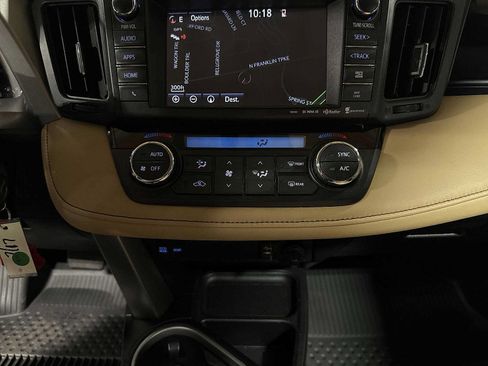 Used 2016 Toyota RAV4 XLE AWD/4WD image 21