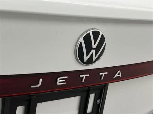 Certified 2025 Volkswagen Jetta S image 26