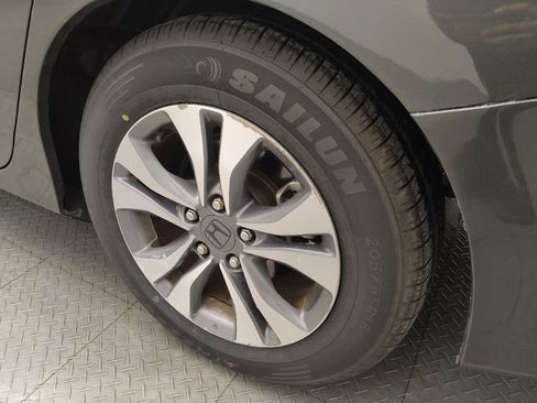 Used 2013 Honda Accord LX image 31