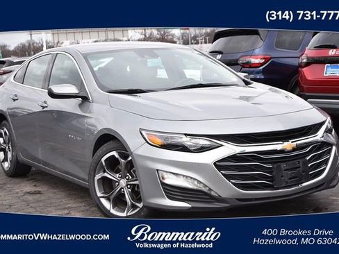 Used 2024 Chevrolet Malibu LT image 1