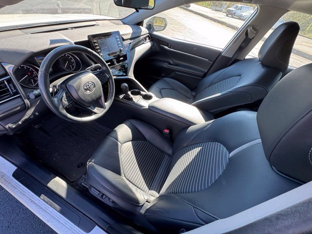 Used 2023 Toyota Camry SE FWD image 14