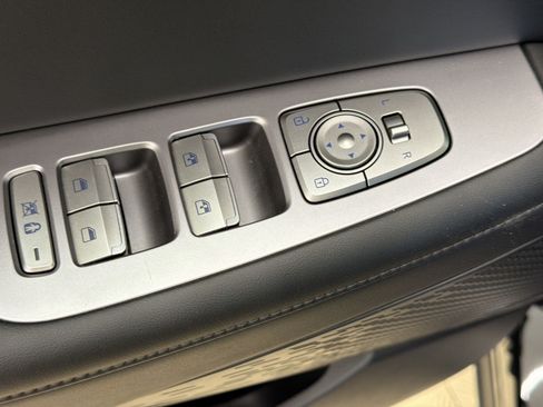 Used 2024 Hyundai Palisade Limited AWD/4WD image 13