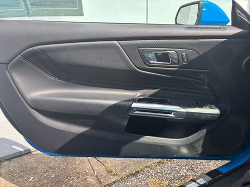 Used 2024 Ford Mustang Premium image 20