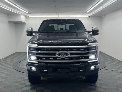 Used 2024 Ford F350 Platinum w/ Tremor Off-Road Package image 5