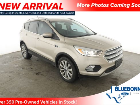 Used 2018 Ford Escape Titanium image 1
