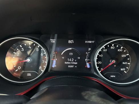 Used 2021 Jeep Compass Trailhawk AWD/4WD image 17