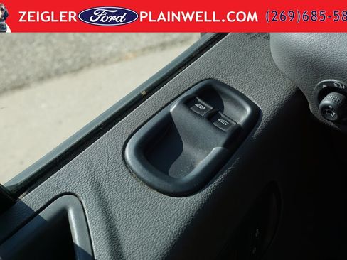Used 2022 Ford Transit 250 148 High Roof Extended w/ Parcel Delivery Package RWD image 27