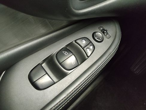 Used 2016 Nissan Murano S AWD/4WD image 27