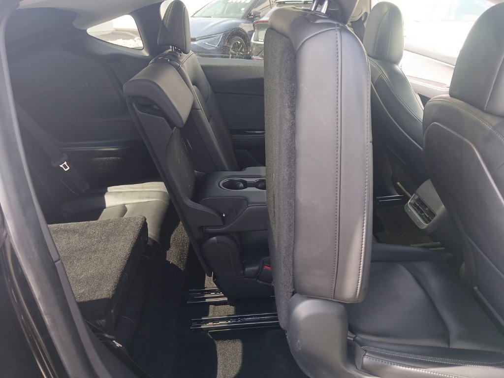 Used 2021 Tesla Model Y Long Range AWD/4WD image 14