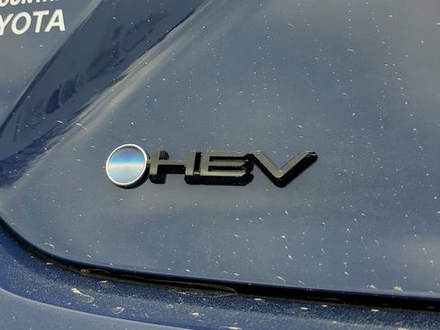 New 2026 Toyota Camry SE image 8