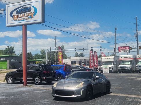 Used 2016 Nissan 370Z Coupe image 1