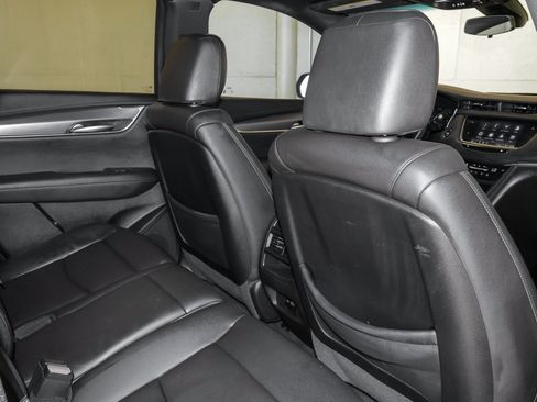Used 2023 Cadillac XT5 Luxury FWD image 42