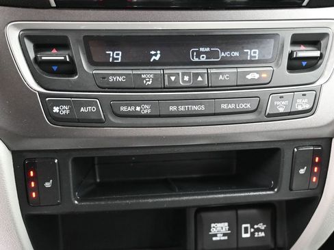 Used 2021 Honda Pilot EX image 26
