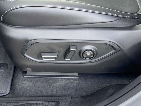 New 2025 Jeep Grand Cherokee Altitude w/ Trailer Tow Package image 16