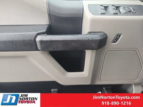 Used 2019 Ford F250 XL w/ Power Equipment Group AWD/4WD image 25