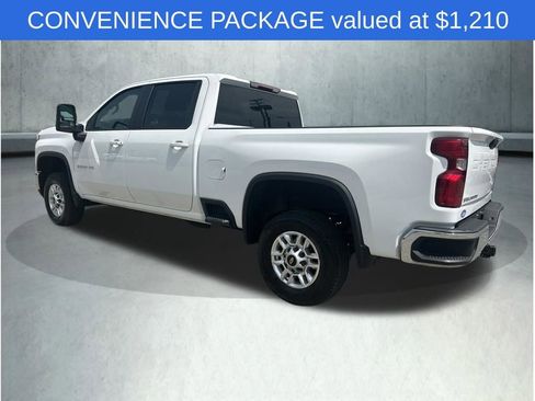 Used 2024 Chevrolet Silverado 2500 LT w/ Convenience Package AWD/4WD image 4