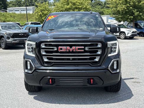 Used 2021 GMC Sierra 1500 AT4 w/ AT4 Value Package AWD/4WD image 3