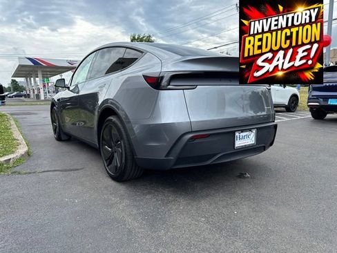 Used 2026 Tesla Model Y AWD image 7
