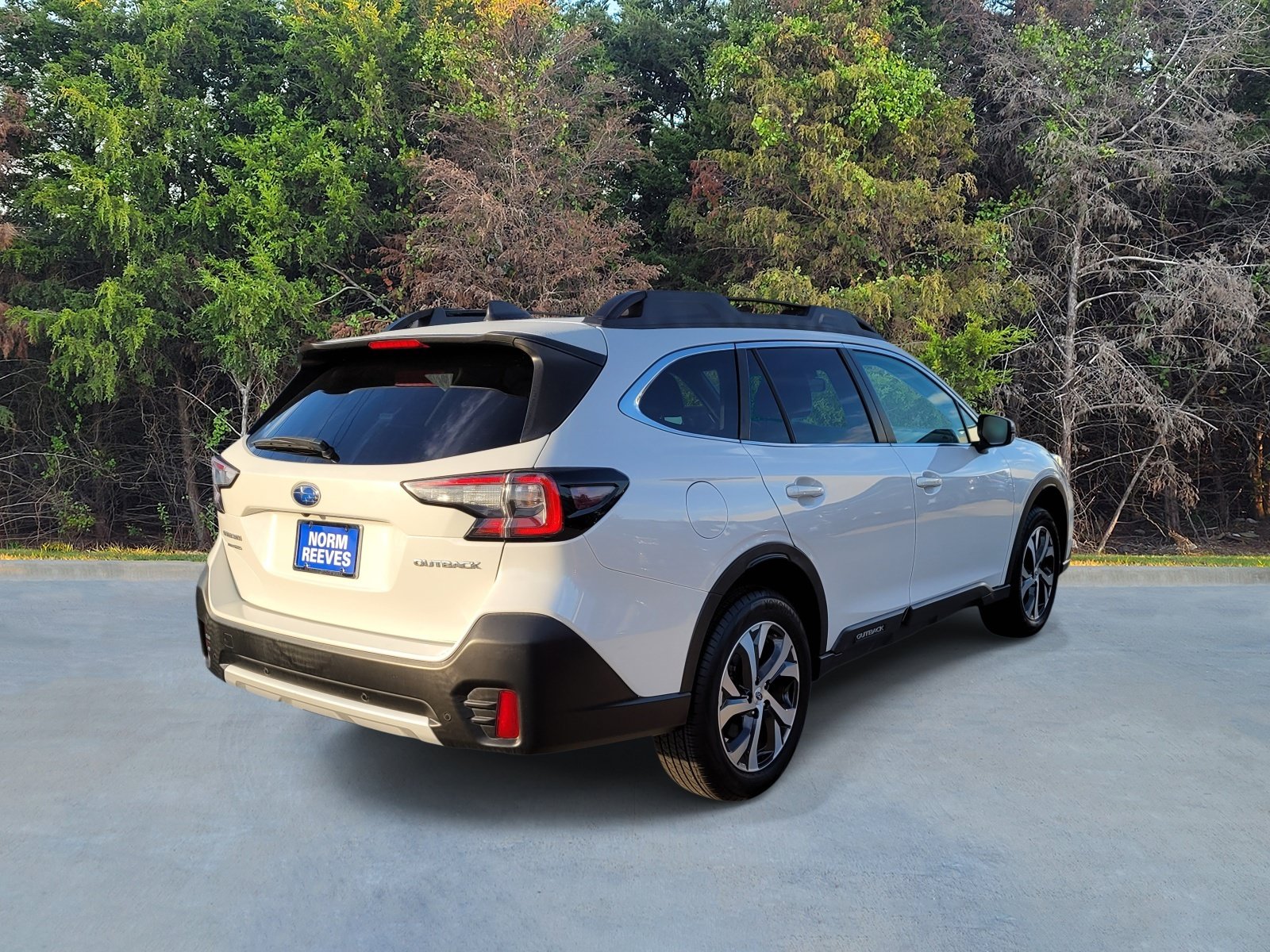 Used 2021 Subaru Outback Limited AWD/4WD image 17