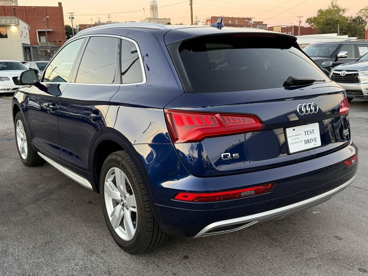 Used 2018 Audi Q5 2.0T Premium Plus AWD/4WD image 8