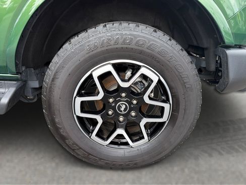 Used 2025 Ford Bronco Outer Banks AWD/4WD image 24
