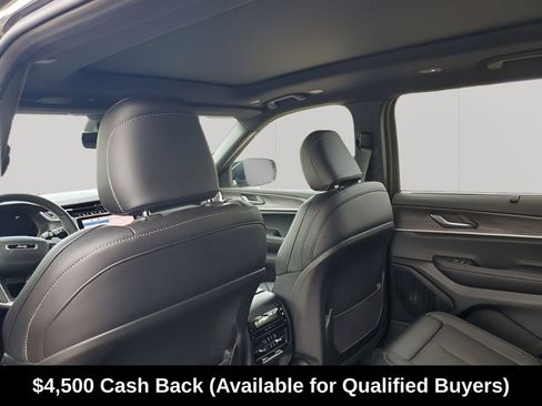 New 2025 Jeep Grand Cherokee L Limited w/ Luxury Tech Group II RWD image 30