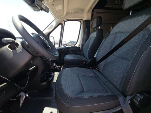 Used 2026 RAM ProMaster 3500 w/ Quick Order Package 22G SLT FWD image 7
