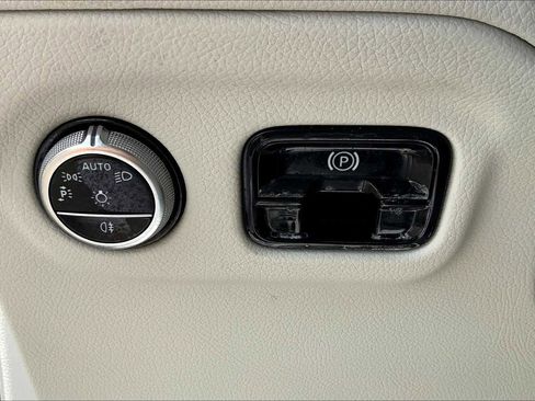 Certified 2023 Mercedes-Benz EQE 350+ 4MATIC SUV image 30