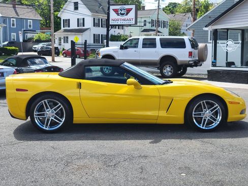 Used 2005 Chevrolet Corvette Convertible w/ Preferred Equipment Group image 8