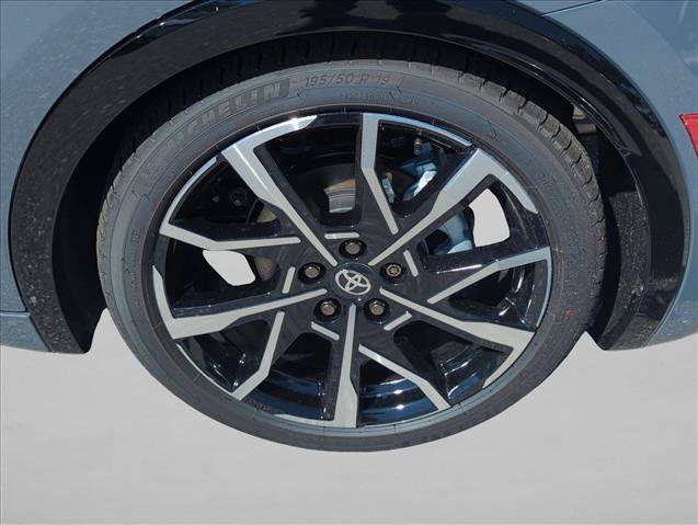 New 2027 Toyota Prius Plug-In Hybrid w/ Limited Premium Package FWD image 9