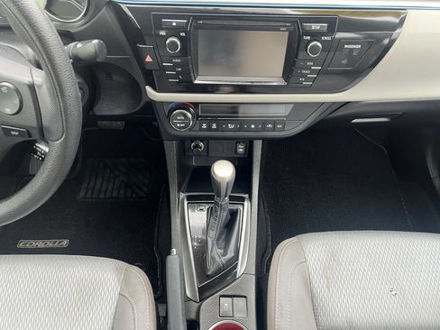Used 2016 Toyota Corolla LE FWD image 15