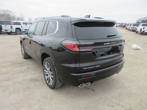 New 2026 GMC Acadia Denali Ultimate image 8