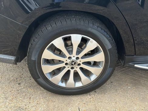 Used 2017 Mercedes-Benz GLS 450 4MATIC image 5