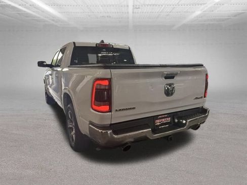 Used 2019 RAM 1500 Laramie AWD/4WD image 5